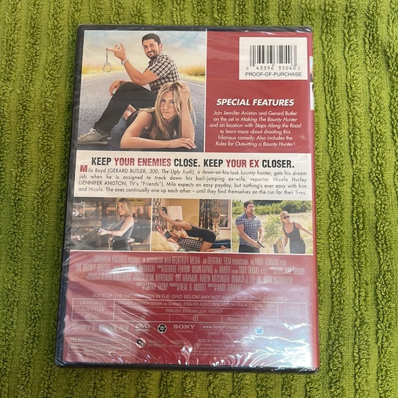 The Bounty Hunter dvd with Jennifer Aniston and Gerard Butler - Picture 2 of 5